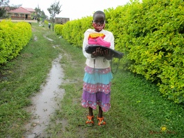 Karungi Aisha with her needy packet NC1763 from Kerstin Richtmann (5)