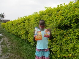 Karungi Aisha with her needy packet NC1763 from Kerstin Richtmann (14)