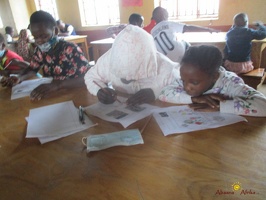 Nursery & Primary School - Schul- und Klassenbilder