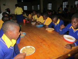 Nursery & Primary School - Schul- und Klassenbilder